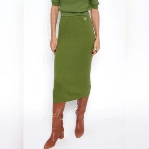 Amlul Paltrow Skirt And Gwyneth Top Green Set XS/M